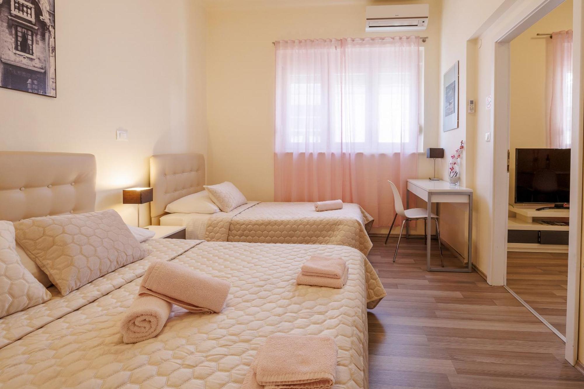 Perimar Luxury Apartments And Rooms Split Center エクステリア 写真
